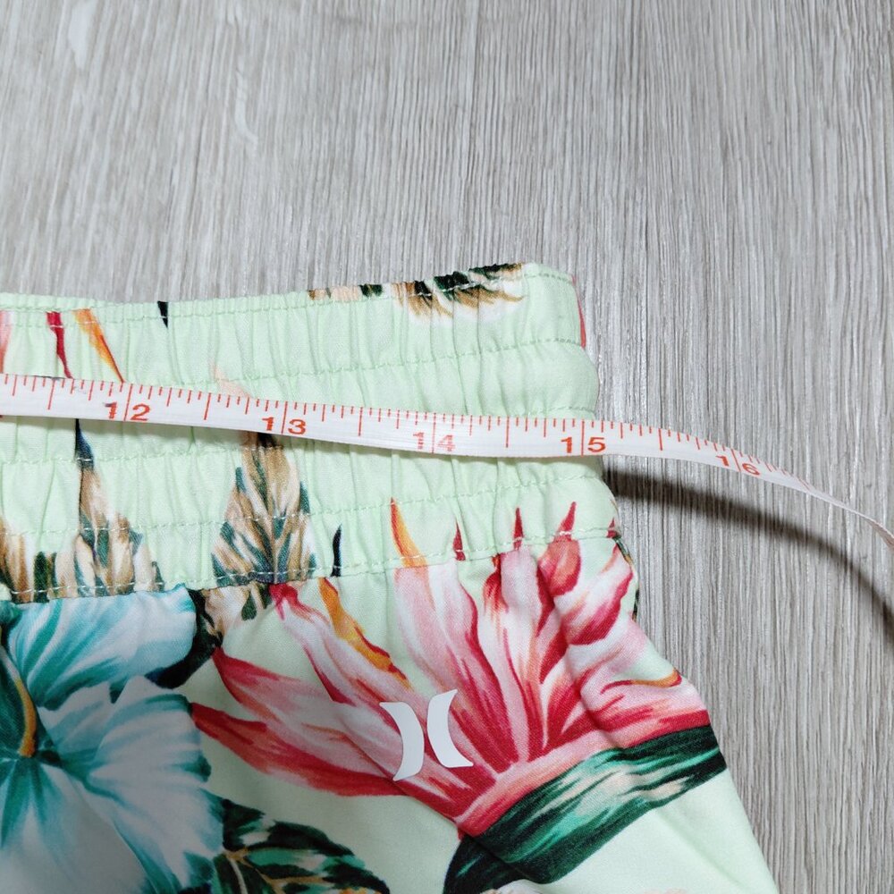Hurley Shorts | Hurley Volley Boardshorts | Color: Pink & Floral | Size: S - Picture 12 of 15